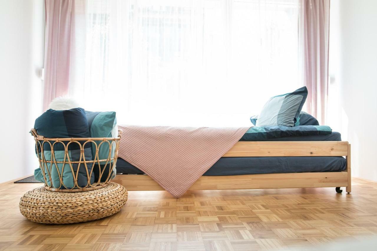 Family Apartment With Garden Любляна Экстерьер фото