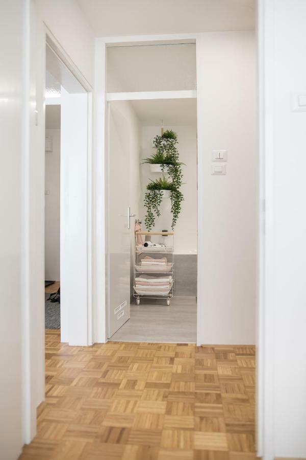 Family Apartment With Garden Любляна Экстерьер фото